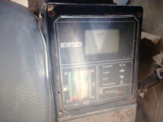 ขายด่วนแม็คโครKOBELCO sk120 มาร์คที รถนำเข้าเก่าญี่ปุ่นไม่เคยใช้งานในเมืองไทยเลย ราคาถูกมากๆๆๆ1280000เจ้าของขายเอง