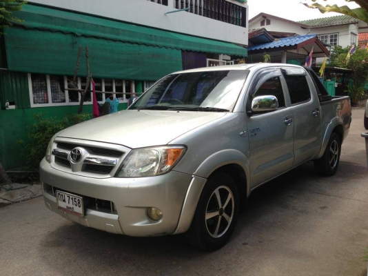 ขายแล้วครับVIGO 4ประตู ปี05 บอดี้สวยๆวางเครื่อง2JZ ติดแก๊สLPG ล้อแม็ก เครื่องเสียง DVD TVครบ รถพร้อมใช้ครับ  รถมือเดียว ภาษีไม่ขาด แอร์เย็นเจี๊ยบ ช่วงล่างดี เครื่องดีไม่มีปัญหาใดๆ แก๊สประหยัดมาก ขับออกต่างจังหวัดสบายๆ  ราคา 289000 สนใจโทรมาคุยกันครับราคาน