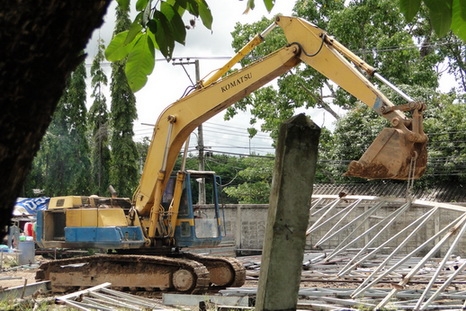 ขายรถขุดโคมัตสุ  PC 200 - 3  ราคา  550000