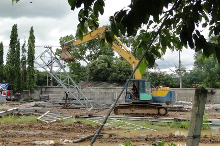 ขายรถขุดโคมัตสุ  PC 200 - 3  ราคา  550000