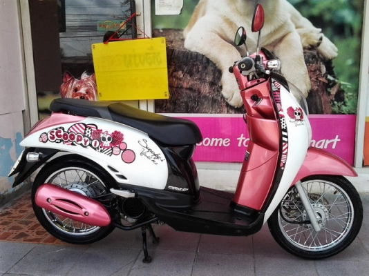 ขาย Scoopy-i หัวฉีดประหยัดน้ำมัน สวยๆเครื่องเดิมๆราคาถูกๆครับ