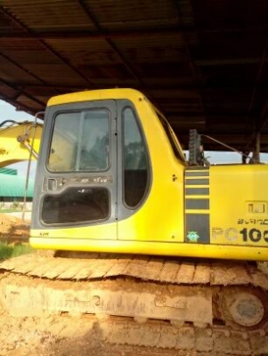 Komatsu PC100-6 ไฟฟ้าครบ แอร์เย็น ซีเรียล3หมื่นก่า Komatsu PC100-6 ไฟฟ้าครบ แอร์เย็น ซีเรียล3หมื่นก่า