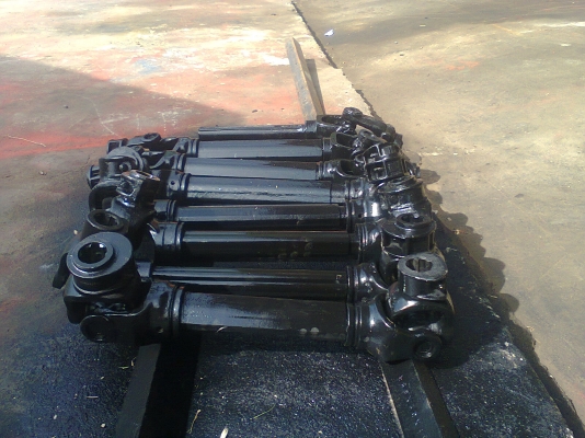 ขายยอยปั้นรถไถทุกรุ่นมือสองพร้อมใช้ 084-6175640 087-3104924