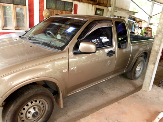 ISUZU - D-MAX SX 2.5 MT