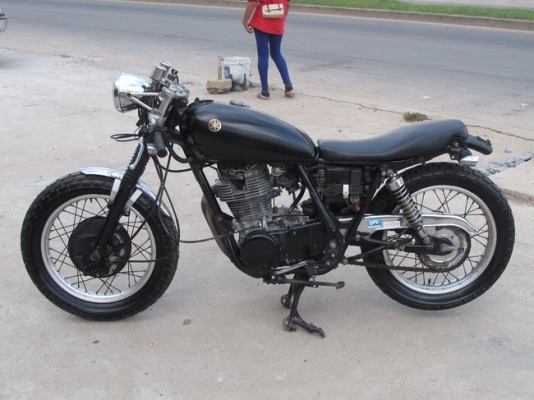 ขาย SR 400 ปี 99 เลขเต็ม แต่งคาเฟ่ อินวอยล์ ท่อแต่ง