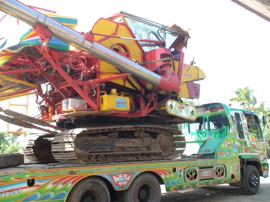 ขายด่วนไอ้หนุ่มไวไฟ ปลดหนี้ รถเกี่ยวข้าวเกษตรพัฒนา