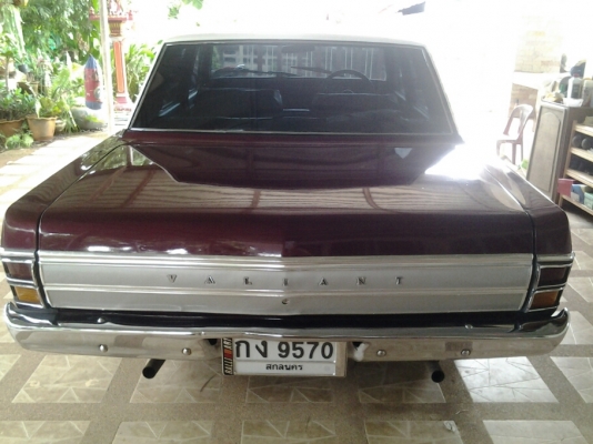 รถ  valiant เครื่องนิสสัน ld 28ขาย หรือแลก ใหญ่ยาวกว่ารถกระบะ