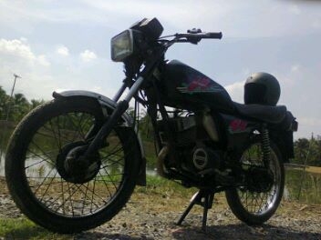 คาวาซากิ GTO  สีดำ  เอกสารครบ  เครื่องติดขี่ได้ค่ะ