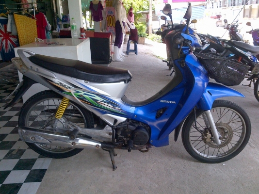 ด่วน!เวฟ125R กุญแจใหญ่ ปี49 รถเครื่องเดิมแน่นๆ พร้อมใช้ ทะเบียน+เอกสารโอน ภาษีไม่หมด 088-2197709