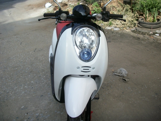 SCOOPY- I   หัวฉีด PGM-FI ปี53   สีสวย ๆ  เครื่องเิดิม ๆ
