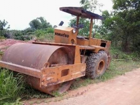 รถบดขนาด 12 ตัน (ขายรวม 2 รายการ ราคา 1,150,000 บาท)