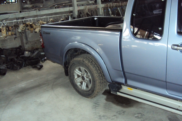 ขายรถยนต์ กระบะ  ISUZU D-MAX วางเครื่อง 1j เทอร์โบ