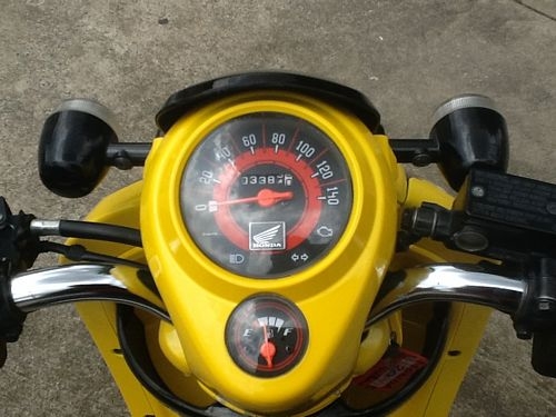 HONDA SCOOPY Iสวยแกะกล่องสภาพป้ายแดงวิ่งน้อยมีเล่มพร้อมโอน