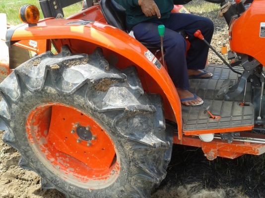 ขายคูโบต้า L 4708 รถใช้งานน้อย สภาพนางฟ้า... ขายคูโบต้า L 4708 รถใช้งานน้อย สภาพนางฟ้า...