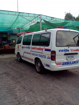 ขายรถตู้พยาบาลตกแต่งภายในแล้ว