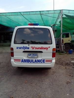 ขายรถตู้พยาบาลตกแต่งภายในแล้ว