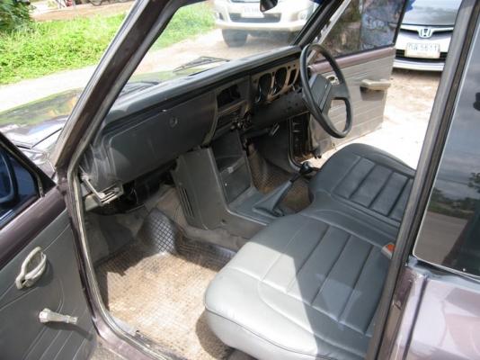 ขายรถ Mazda 1300 ปี35 5เกียร์ ตามสภาพพร้อมใช้งาน