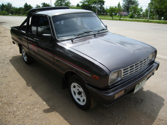 ขายรถ Mazda 1300 ปี35 5เกียร์ ตามสภาพพร้อมใช้งาน