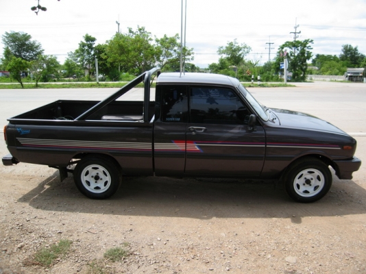 ขายรถ Mazda 1300 ปี35 5เกียร์ ตามสภาพพร้อมใช้งาน