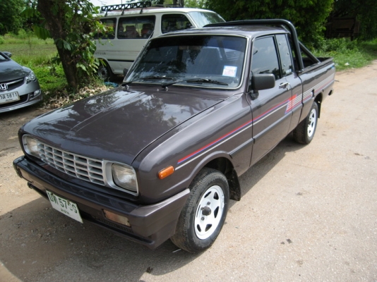 ขายรถ Mazda 1300 ปี35 5เกียร์ ตามสภาพพร้อมใช้งาน