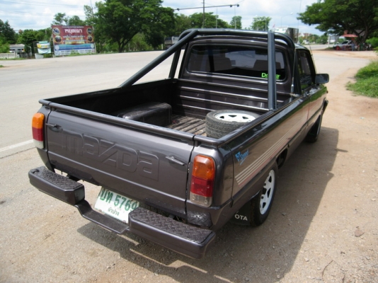 ขายรถ Mazda 1300 ปี35 5เกียร์ ตามสภาพพร้อมใช้งาน