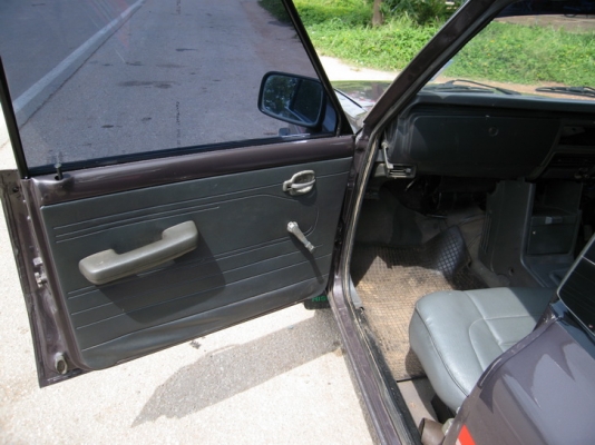 ขายรถ Mazda 1300 ปี35 5เกียร์ ตามสภาพพร้อมใช้งาน