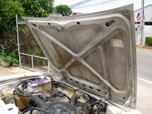 ขายรถ Mazda 1300 ปี34 5เกียร์ มือเดียวออกห้าง ตามสภาพพร้อมใช้งาน