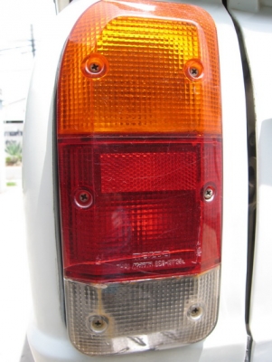 ขายรถ Mazda 1300 ปี34 5เกียร์ มือเดียวออกห้าง ตามสภาพพร้อมใช้งาน