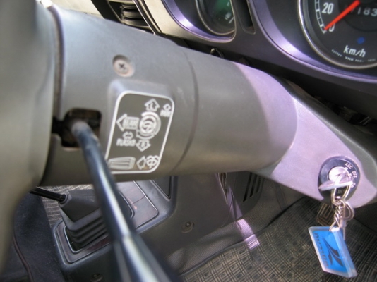 ขายรถ Mazda 1300 ปี34 5เกียร์ มือเดียวออกห้าง ตามสภาพพร้อมใช้งาน