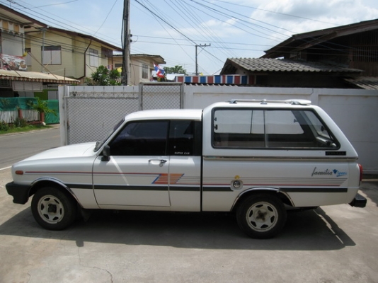 ขายรถ Mazda 1300 ปี34 5เกียร์ มือเดียวออกห้าง ตามสภาพพร้อมใช้งาน