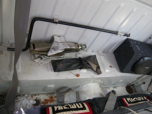 ขายรถ Mazda 1300 ปี34 5เกียร์ มือเดียวออกห้าง ตามสภาพพร้อมใช้งาน