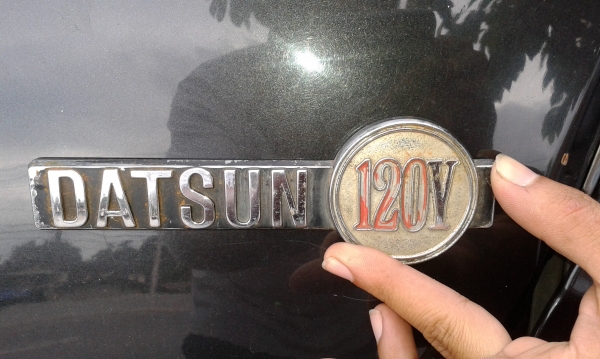 ขายรถเก๋งโบราณ2คันดิสสัน4ประตู120yและฟอร์ดเปิดประทุนสถาพสวย