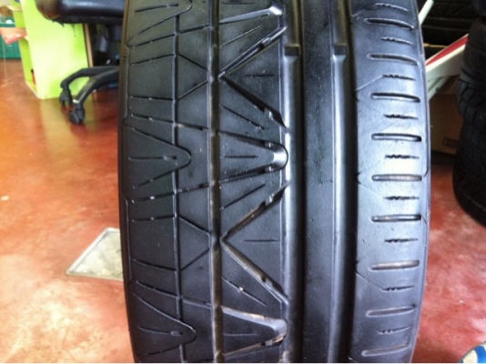 ล้อแท้พร้อมยาง4วง ขอบ19"8นิ้ว4วงet42. ยางปี10