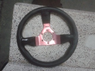 ขายพวงมาลัยรถยนต์ถูกๆมี5วง