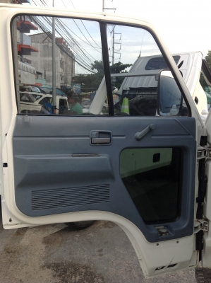 ขายหัวเก๋ง ISUZU NPR ตาหวาน ( เฉพาะหัว ) สวยๆๆ