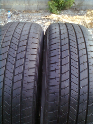 ขายแม็กพร้อมยาง 4 รู ขอบ15 สีน้ำตาลไหม้ 185/60R15 บริสโตร์ ยางปี10 สวยๆ 1 ชุด พร้อมน๊อต 16 ตัวตอนมารับของ