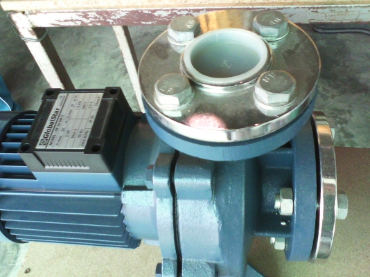 ปั๊มน้ำ2 แรงม้า 3เฟส แรงเหวี่ยงหนี้ศูนย์ไฟฟ้าแบบใบพัดเดี่ยวขนาดใหญ่ ซึ่งประกอบโดยตรงเข้ากับมอเตอร์ไฟฟ้า