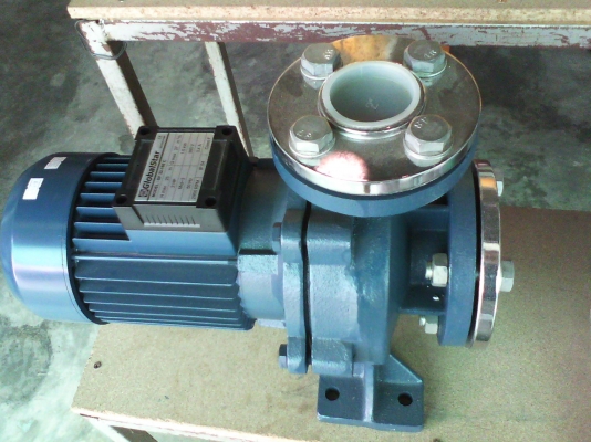 ปั๊มน้ำ2 แรงม้า 3เฟส แรงเหวี่ยงหนี้ศูนย์ไฟฟ้าแบบใบพัดเดี่ยวขนาดใหญ่ ซึ่งประกอบโดยตรงเข้ากับมอเตอร์ไฟฟ้า