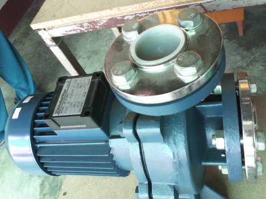 ปั๊มน้ำ2 แรงม้า 3เฟส แรงเหวี่ยงหนี้ศูนย์ไฟฟ้าแบบใบพัดเดี่ยวขนาดใหญ่ ซึ่งประกอบโดยตรงเข้ากับมอเตอร์ไฟฟ้า