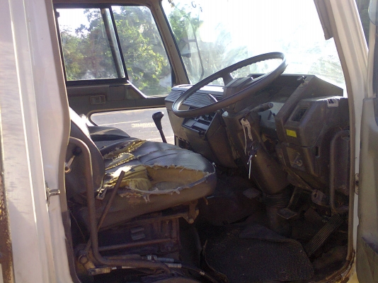 ขายถูก FUSO FK115 ดั้ม  เครื่อง 6D14   165 แรง เครื่องดีนิ่ม แชชซีสวยทั้งเส้นแอร์เย็นครับ