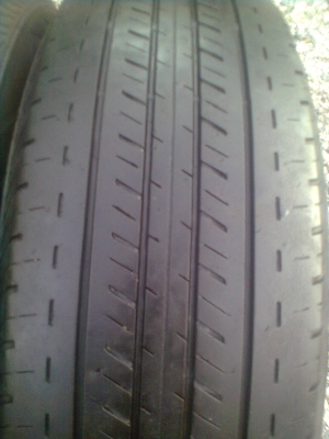 ขายแม็กออนิวเชฟพร้อมยาง 6รู ขอบ16 215/65R16 ยางบริสโตร์ ปี09  1 ชุด