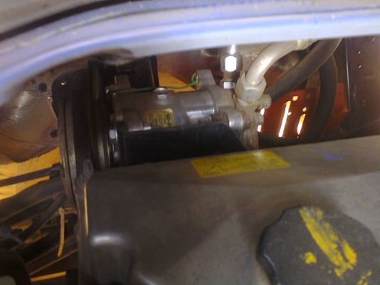 ขาย NPR 120 ฝาขาว ปี 39 ยาว 4.3  เฟืองF  เครื่องดี แชชซีสวย มีแอร์พร้อมครับ