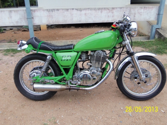 ขออนุญาติฝากขายมอไซค์คับ SR400 ขออนุญาติฝากขายมอไซค์คับ SR400