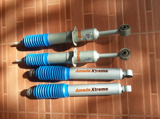 ขายโช๊คอัพ Amada ใส่  Fortuner 4 ต้น