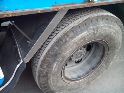 6ล้อFTRตู้บรรทุก10บาน