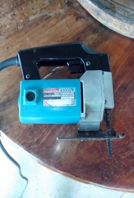 ขายเลื่อยจิ๊กซอว์ MAKITA 4300 BV มือสองราคา ขายเลื่อยจิ๊กซอว์ MAKITA 4300 BV มือสองราคา