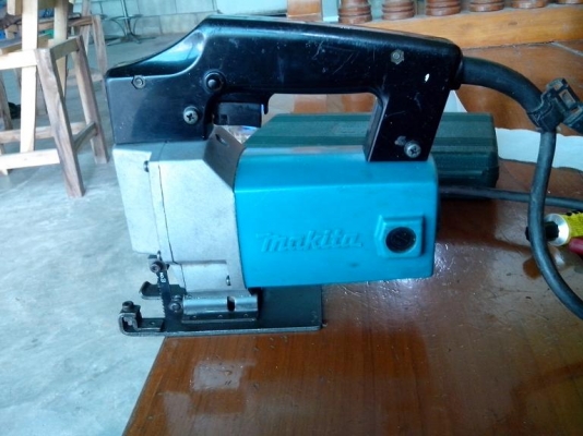 ขายเลื่อยจิ๊กซอว์ MAKITA 4300 BV มือสองราคา ขายเลื่อยจิ๊กซอว์ MAKITA 4300 BV มือสองราคา