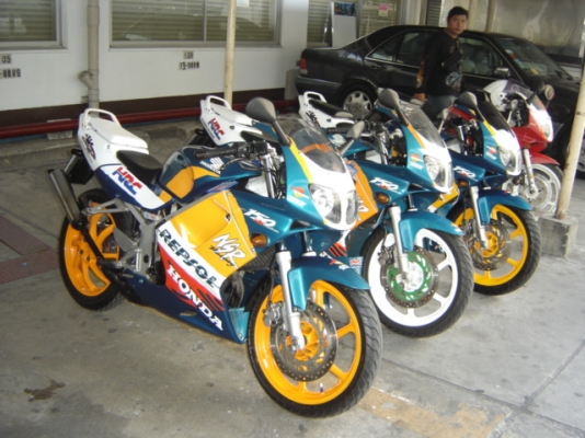 ขาย ด่วน NSR 150SP ทำสีใหม่ทั้งคัน กทม สีลม ซอย 10 0808051985 ราคาต่อรองได้ ครับ