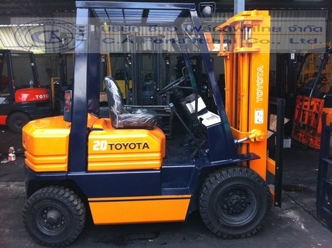 ขายรถ โฟล์คลิฟท์ TOYOTA รุ่น 5-FG20