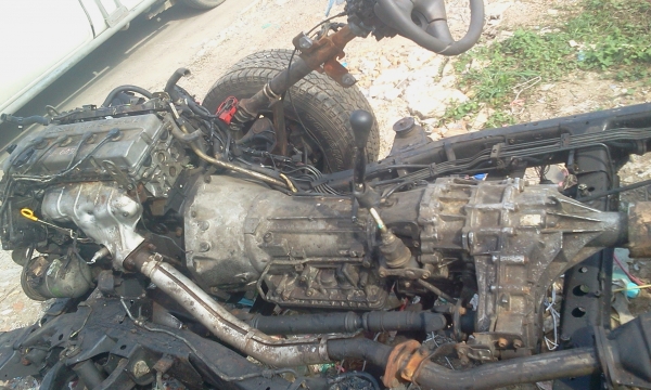 ขายคัทซีnissan terrano4wพร้อมอุปกรณ์